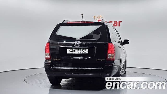 Kia Carnival R New Carnival лимузин GLX, 2011 4