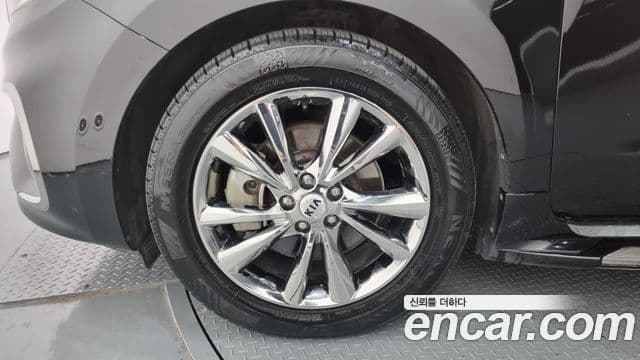 Kia The / новый New Carnival Prestige, 2019 все фото