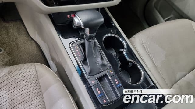 Kia The / новый New Carnival Prestige, 2019 9