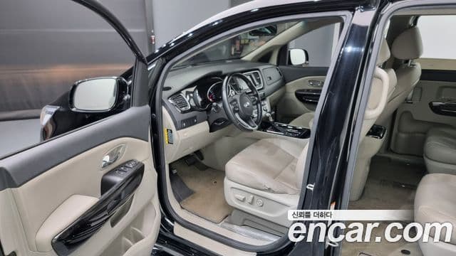 Kia The / новый New Carnival Prestige, 2019 10