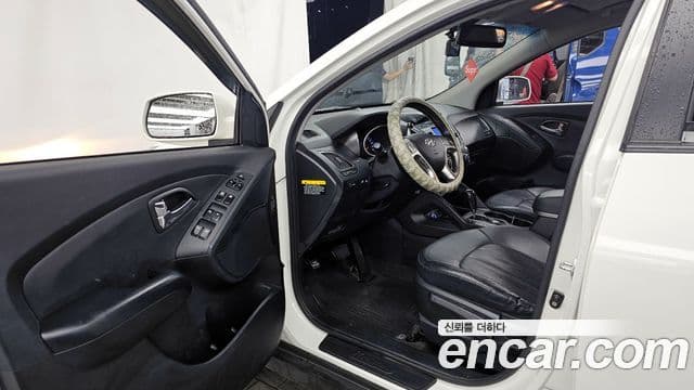 Hyundai Tucson ix Luxury, 2012 10