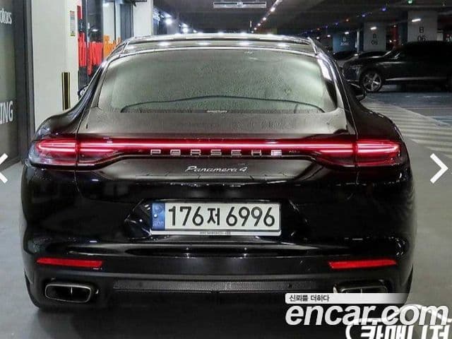 Porsche Panamera (971), 2021 3