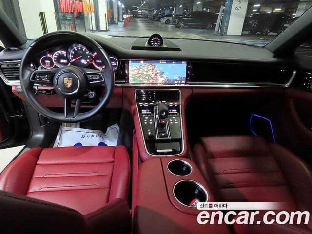 Porsche Panamera (971), 2021 7