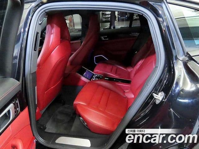 Porsche Panamera (971), 2021 8