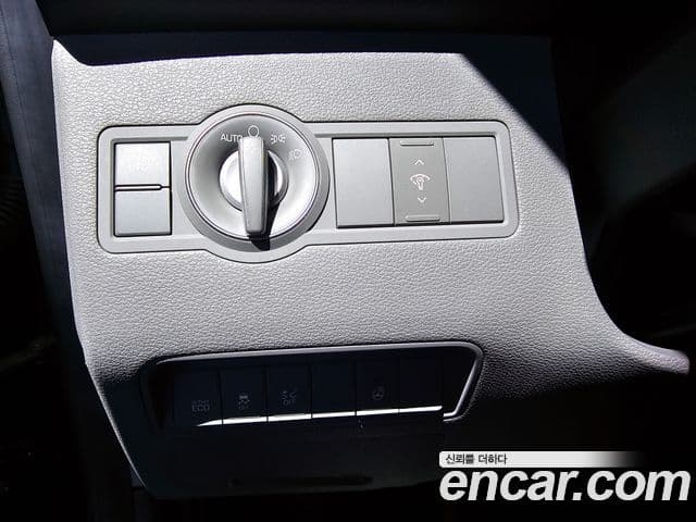 Hyundai 쏠라티 Luxury, 2020 14