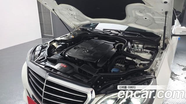 Mercedes-Benz E-класс W212 E300 Elegance, 2014 6