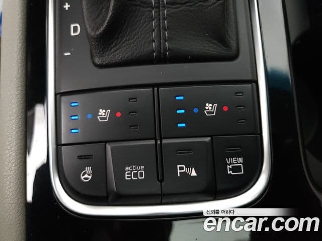 Kia All New Carnival VIP, 2015 16