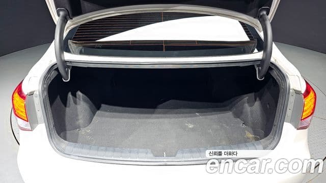 Hyundai i40 살룬 Modern, 2012 20