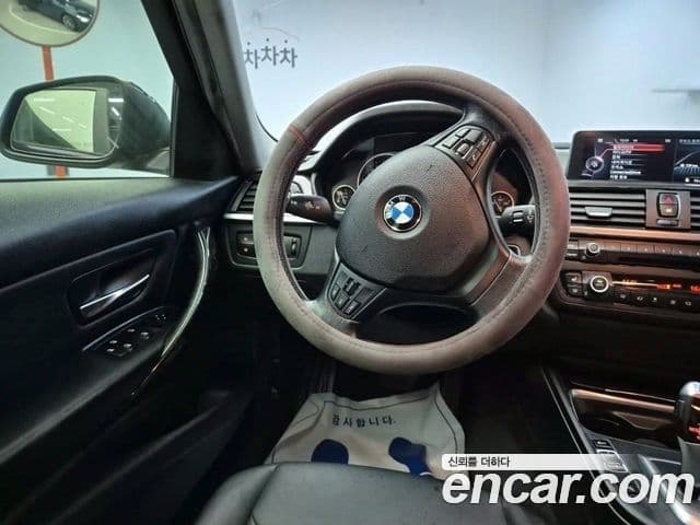 BMW 3시리즈 (F30), 2015 18