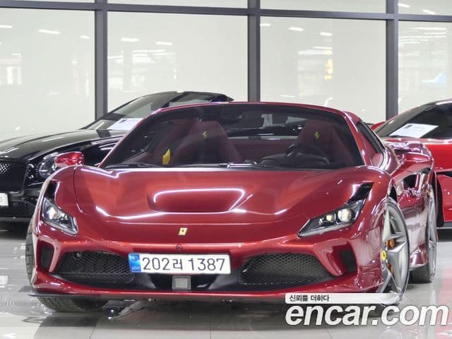 Ferrari F8 스파이더 3.9 V8