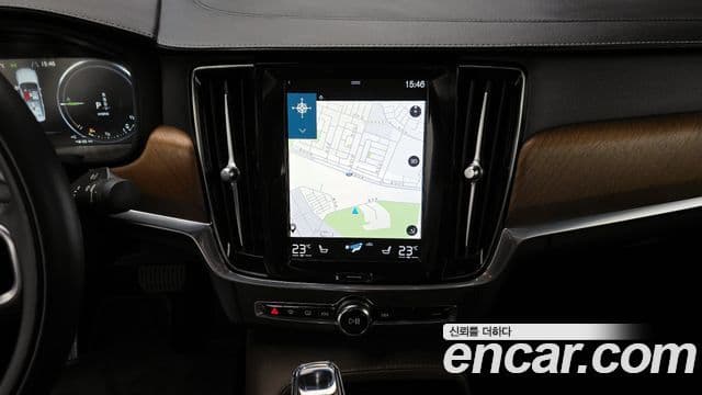 Volvo S90 T8 AWD Excellence, 2020 14