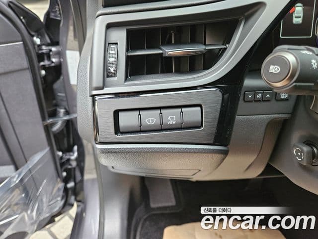 Lexus ES300h 7세대 Executive, 2025 16