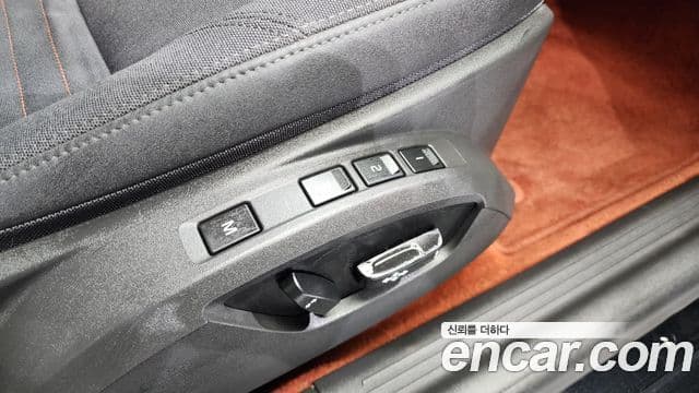 Volvo C30 1세대, 2011 18