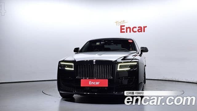 Rolls-Royce 고스트 2세대 6.7 V12 чёрный эмблема, badge, 2023 3