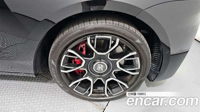 Rolls-Royce 고스트 2세대 6.7 V12 чёрный эмблема, badge, 2023 все фото