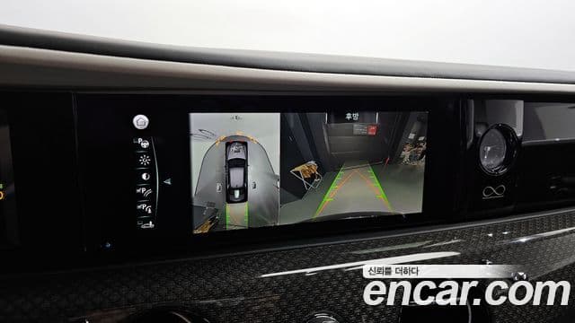 Rolls-Royce 고스트 2세대 6.7 V12 чёрный эмблема, badge, 2023 15