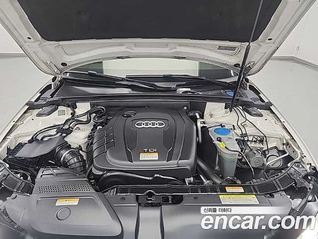 Audi New A4 B8, 2014 6