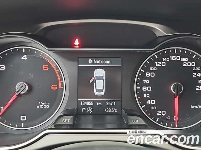 Audi New A4 B8, 2014 8