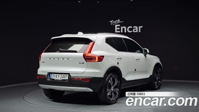 Volvo XC40 B4 Inscription, 2021 2