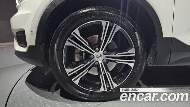 Volvo XC40 B4 Inscription, 2021 все фото