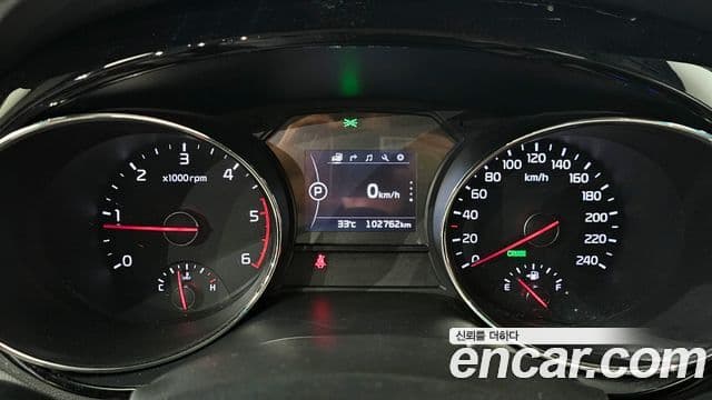 Kia All New Carnival Noblesse, 2016 8