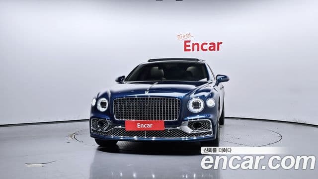Bentley Flying Spur 3세대 4.0 Azure, 2024 3
