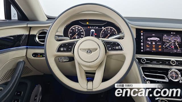 Bentley Flying Spur 3세대 4.0 Azure, 2024 13