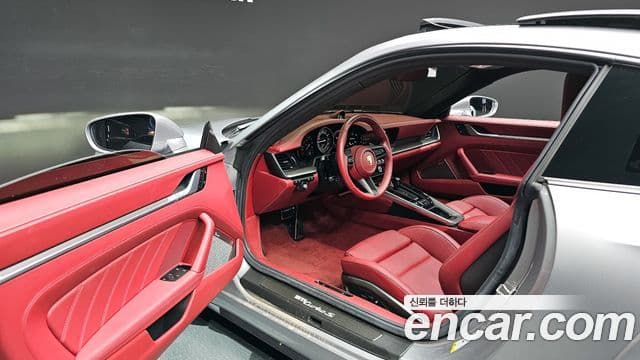 Porsche 911 (992) турбо S, 2023 11