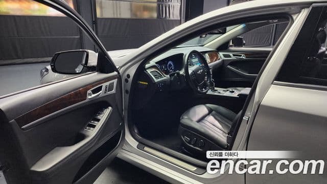 Hyundai Genesis DH G330 Premium AWD, 2016 10