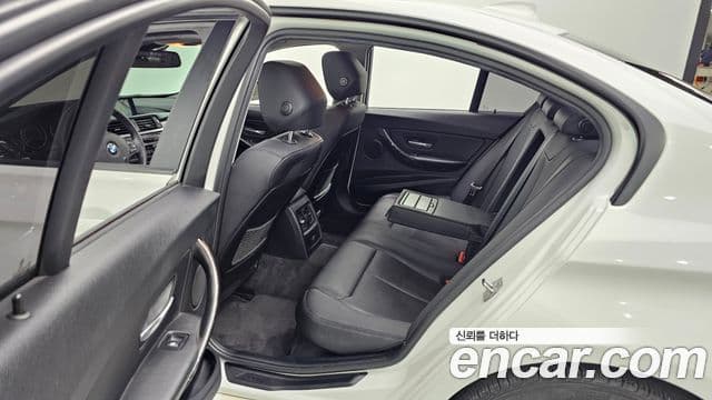 BMW 3시리즈 (F30), 2015 11