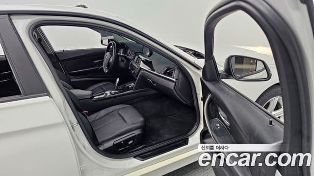 BMW 3시리즈 (F30), 2015 12