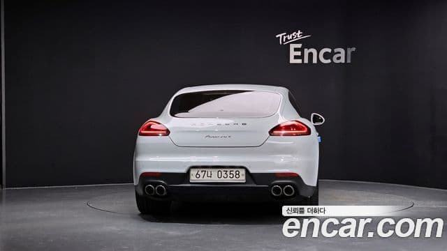 Porsche Panamera 970, 2016 4