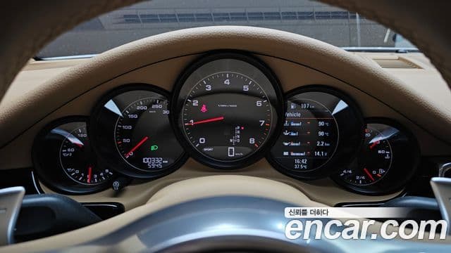 Porsche Panamera 970, 2016 8