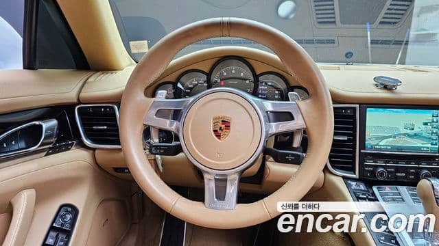 Porsche Panamera 970, 2016 13