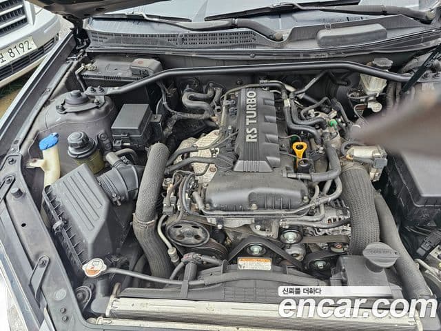 Hyundai Genesis купе 200 турбо P, 2009 6