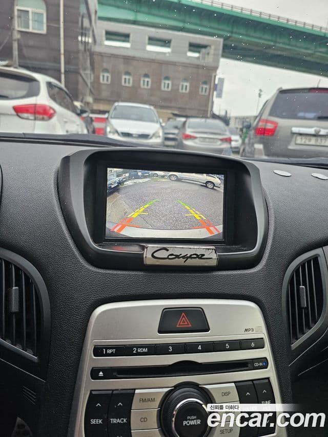 Hyundai Genesis купе 200 турбо P, 2009 14