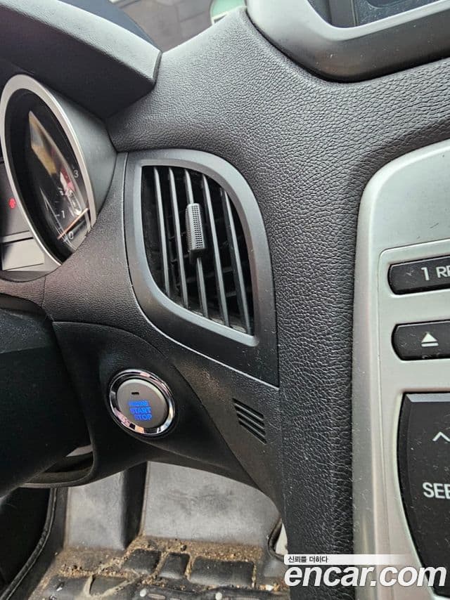 Hyundai Genesis купе 200 турбо P, 2009 15