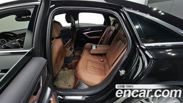 Audi A6 (C8) Premium, 2021 11