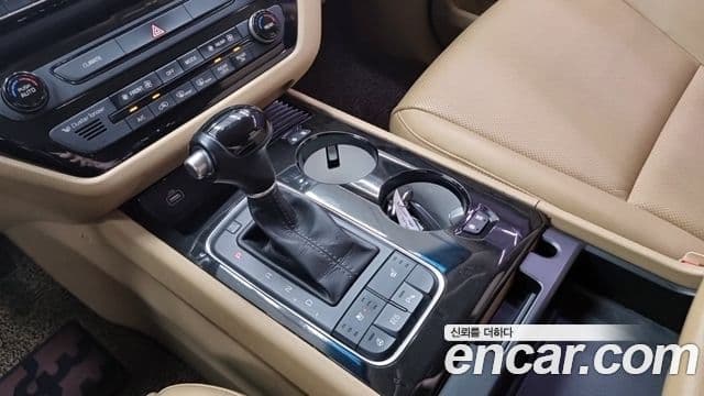 Kia All New Carnival Prestige, 2015 9