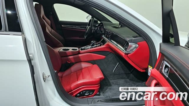 Porsche Panamera (971) 4.0 GTS, 2022 11