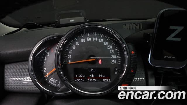 Mini Cooper D 3세대, 2015 8