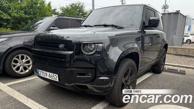 Land Rover Defender (L663) 90 D250 SE, 2023 1