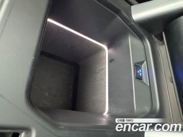 Land Rover Defender (L663) 90 D250 SE, 2023 13