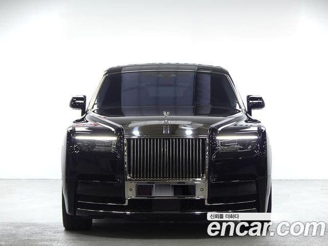 Rolls-Royce 팬텀 6.7 EWB V12, 2023 3