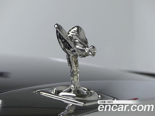 Rolls-Royce 팬텀 6.7 EWB V12, 2023 20