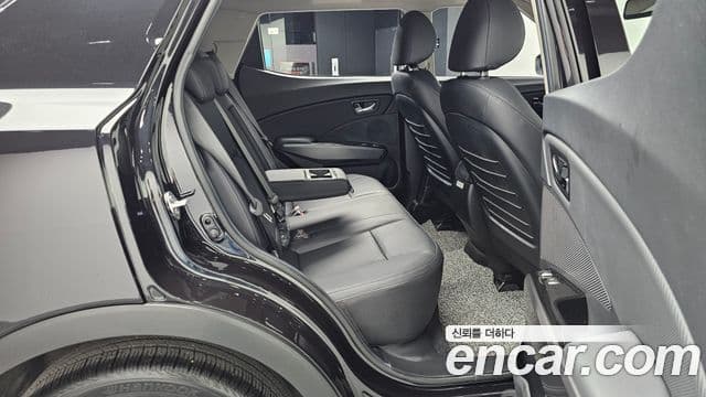 KG모빌리티(SsangYong) Tivoli Air 1.5 A7 2WD, 2023 12