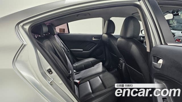 Kia K3 Trendy, 2014 12