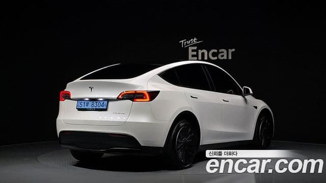 Tesla модель Y Long Range, 2022 2