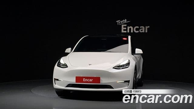 Tesla модель Y Long Range, 2022 3