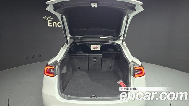 Tesla модель Y Long Range, 2022 20